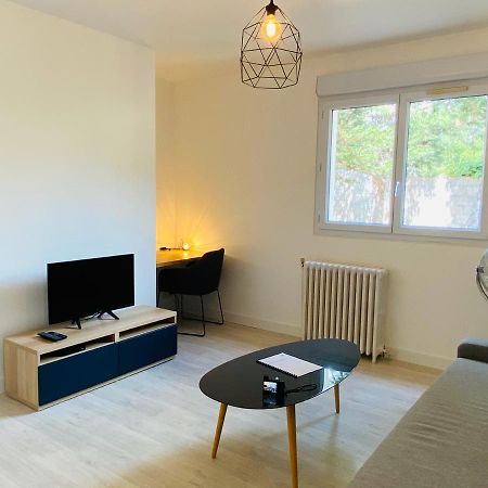 Bel Appartement Avec Terrasse Et Beau Jardin Classe 1 Etoile ラシオタ エクステリア 写真